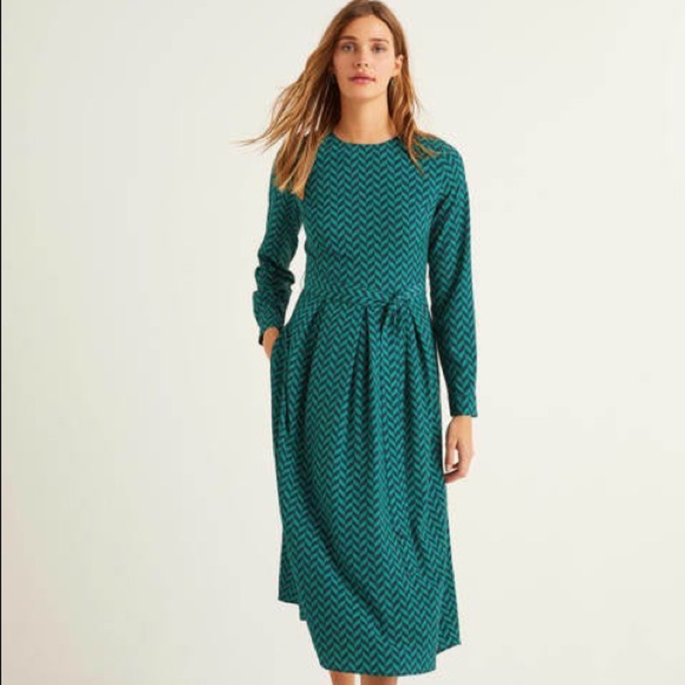 NWT Lydia Dress - Chevron, forest green